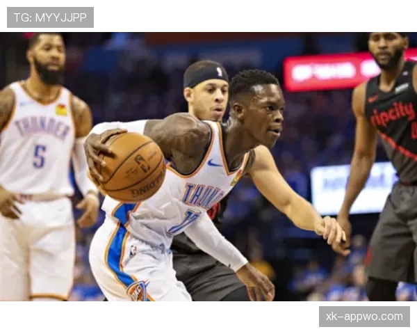 格兰特威廉姆斯挡拆牵制内线提升三分效率较上季更稳